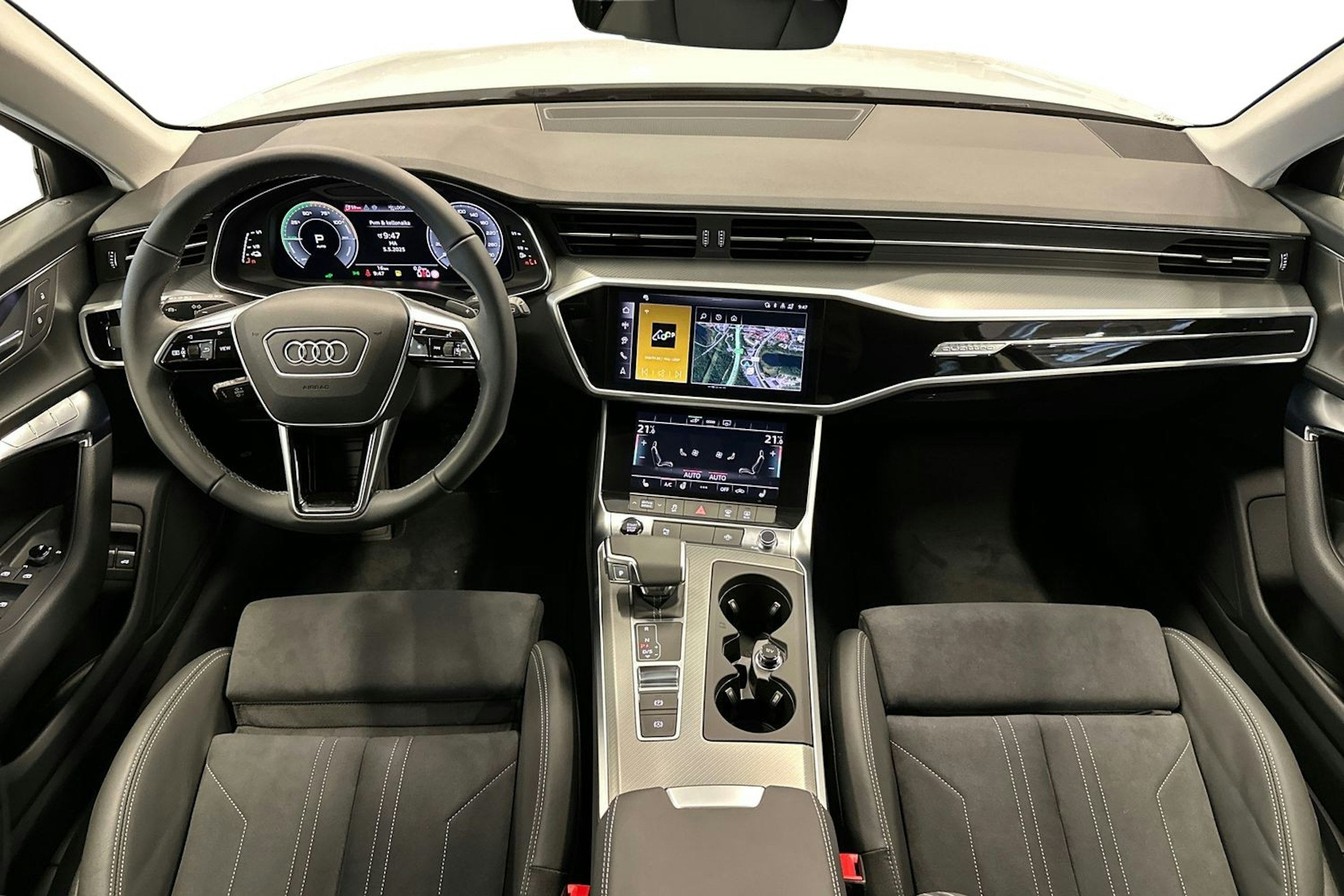 valkoinen Audi A6 2025 kuva 7.