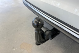 valkoinen Audi A6 2025 kuva 13.