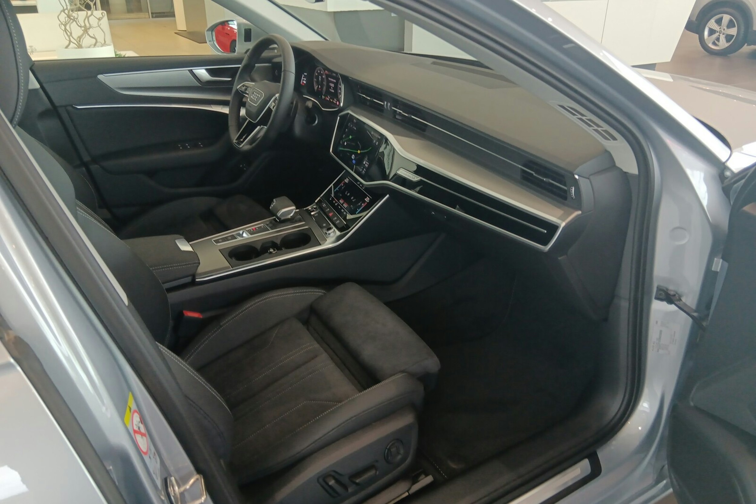 florett hopea Audi A6 2025 kuva 9.