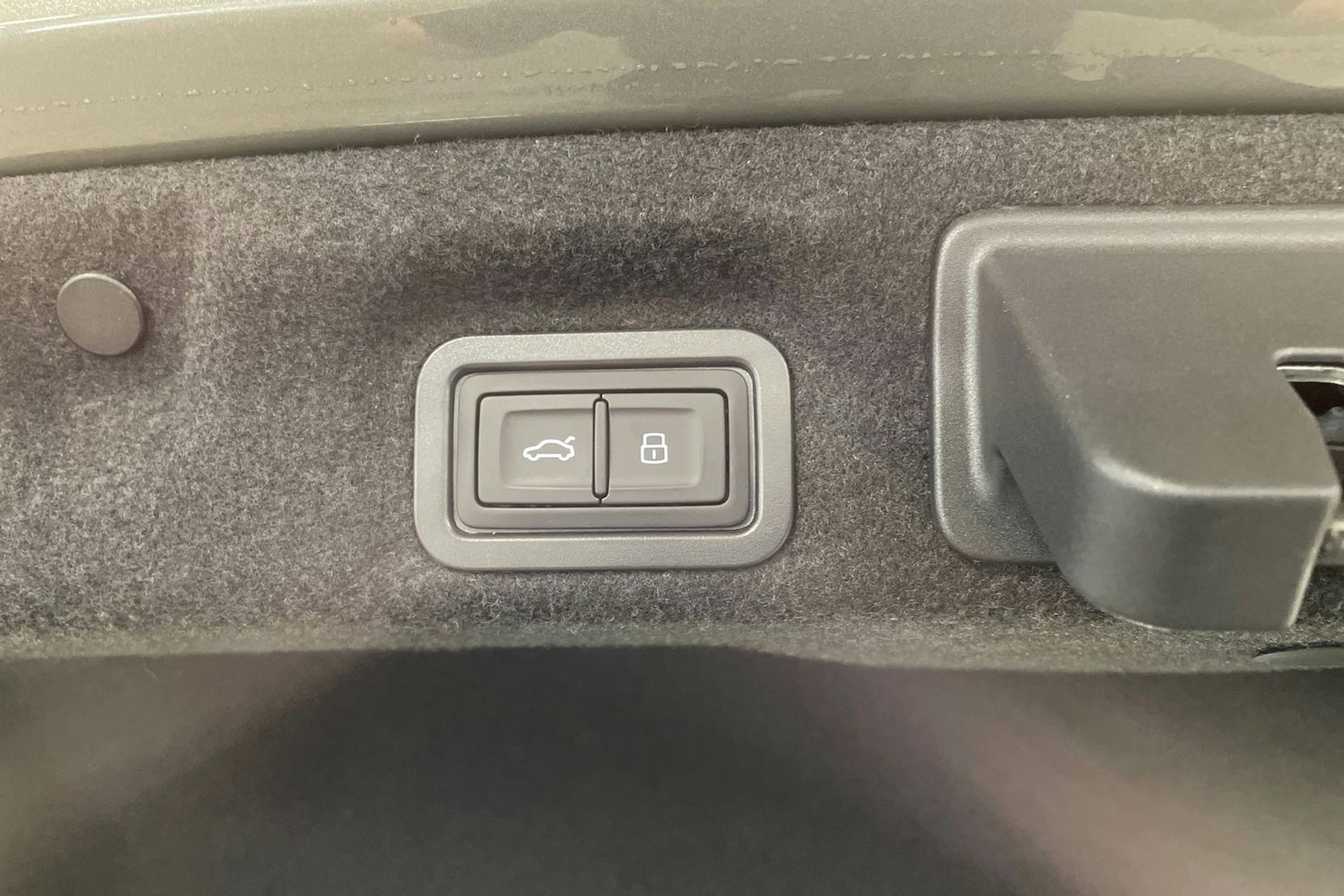 harmaa Audi A6 2025 kuva 17.