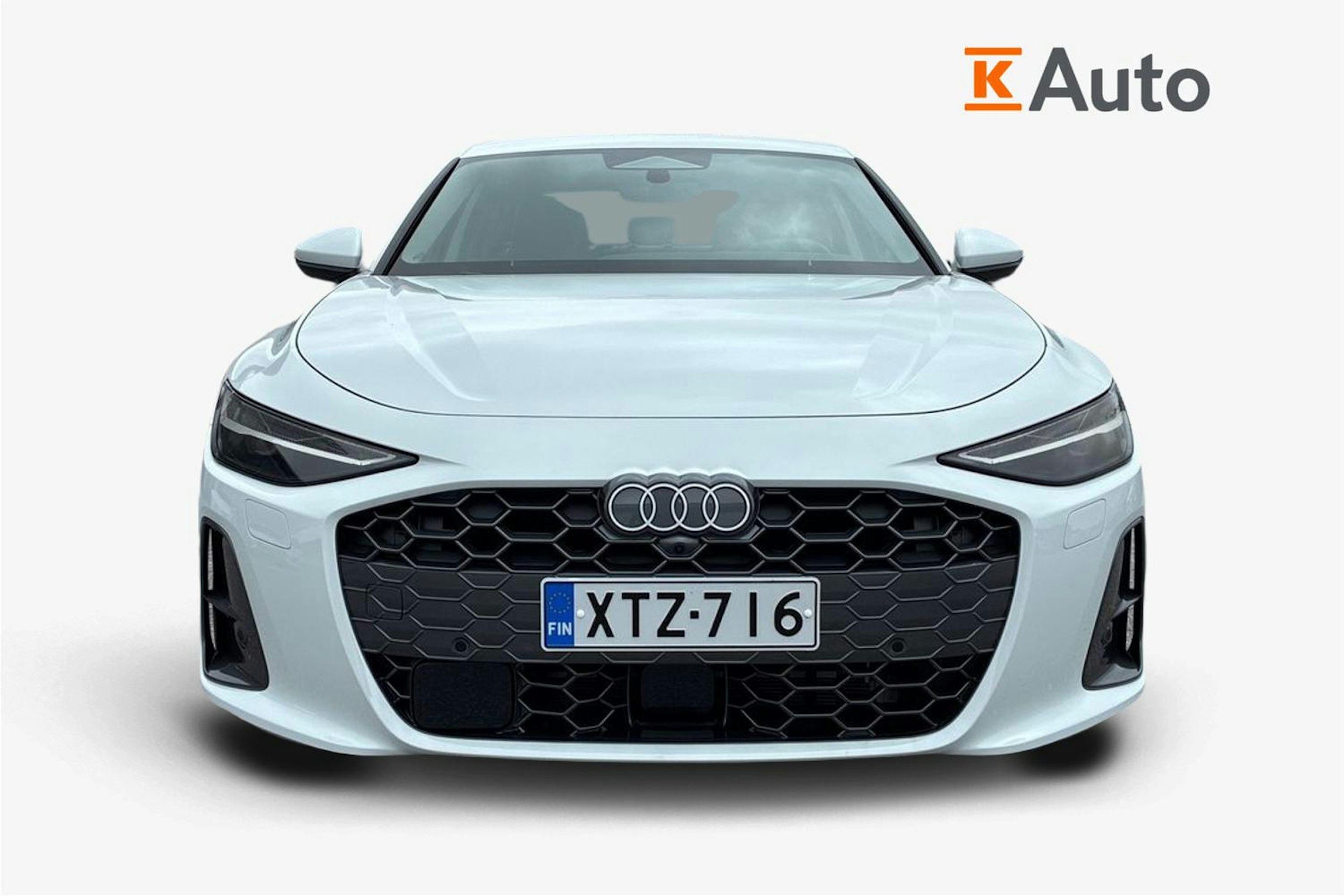 valkoinen Audi A6 2025 kuva 4.