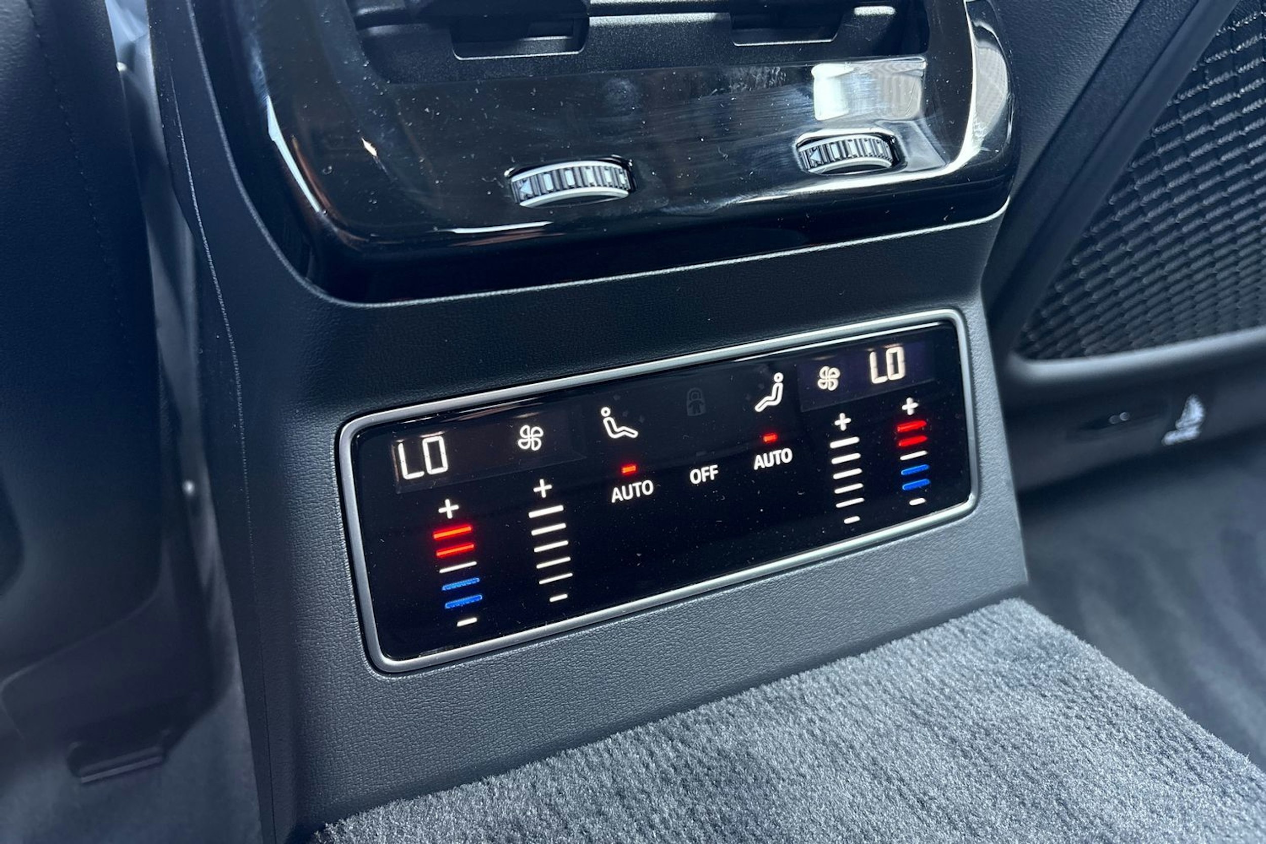 harmaa Audi A6 2025 kuva 16.