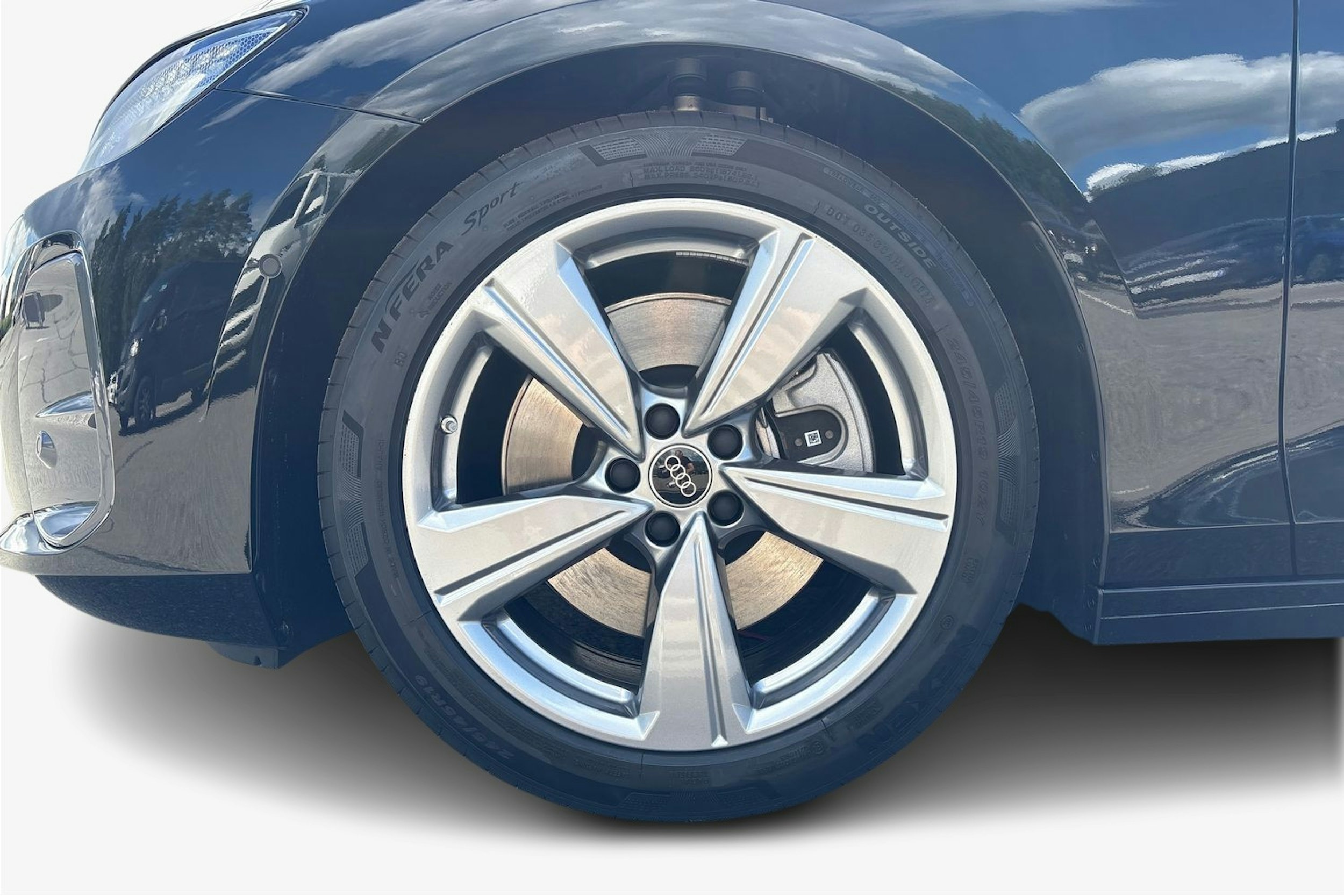 vihreä Audi A6 2025 kuva 9.