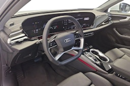 jäätikön valkoinen Audi A6 2025 kuva 3.