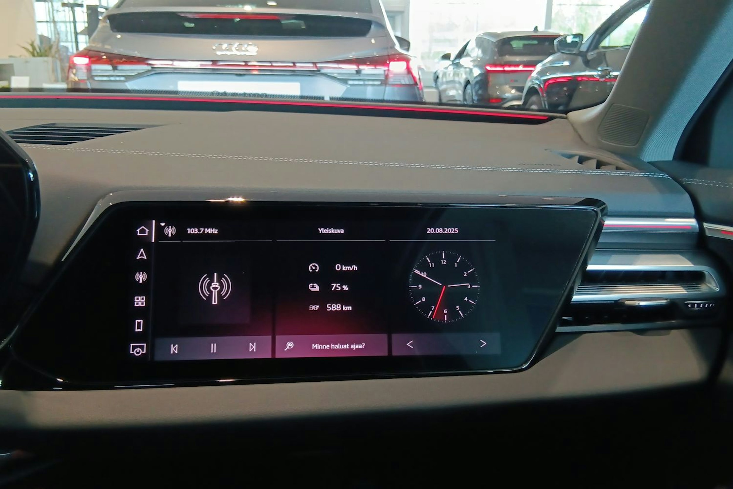 midnight vihreä Audi A6 2025 kuva 12.