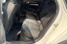 valkoinen Audi A6 2025 kuva 8.