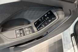 valkoinen Audi A6 2025 kuva 12.