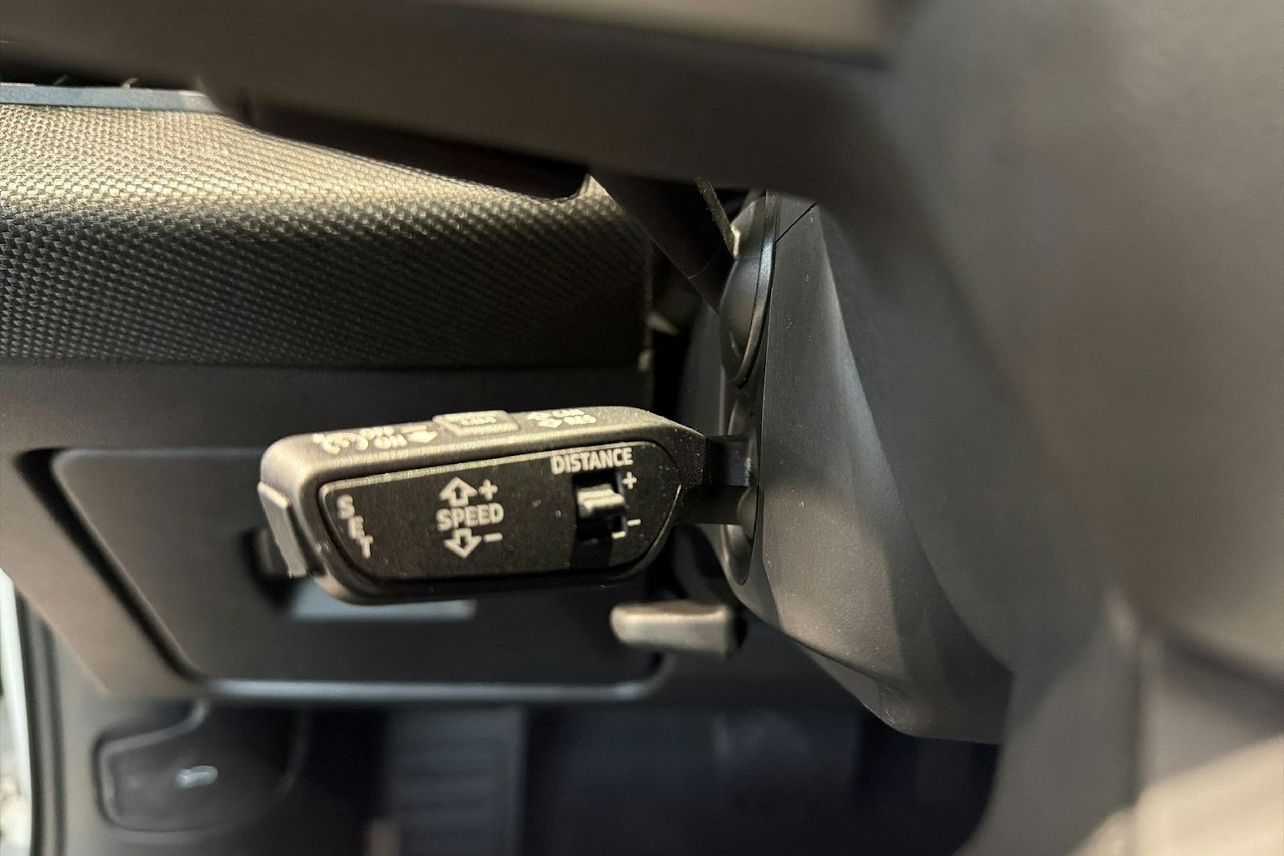 valkoinen Audi A6 2025 kuva 13.