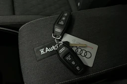 met. punainen Audi A6 2026 kuva 35.