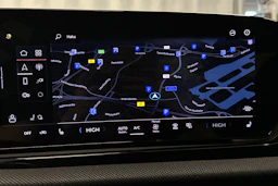 valkoinen Audi A6 2026 kuva 16.