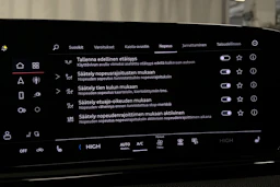 valkoinen Audi A6 2026 kuva 26.