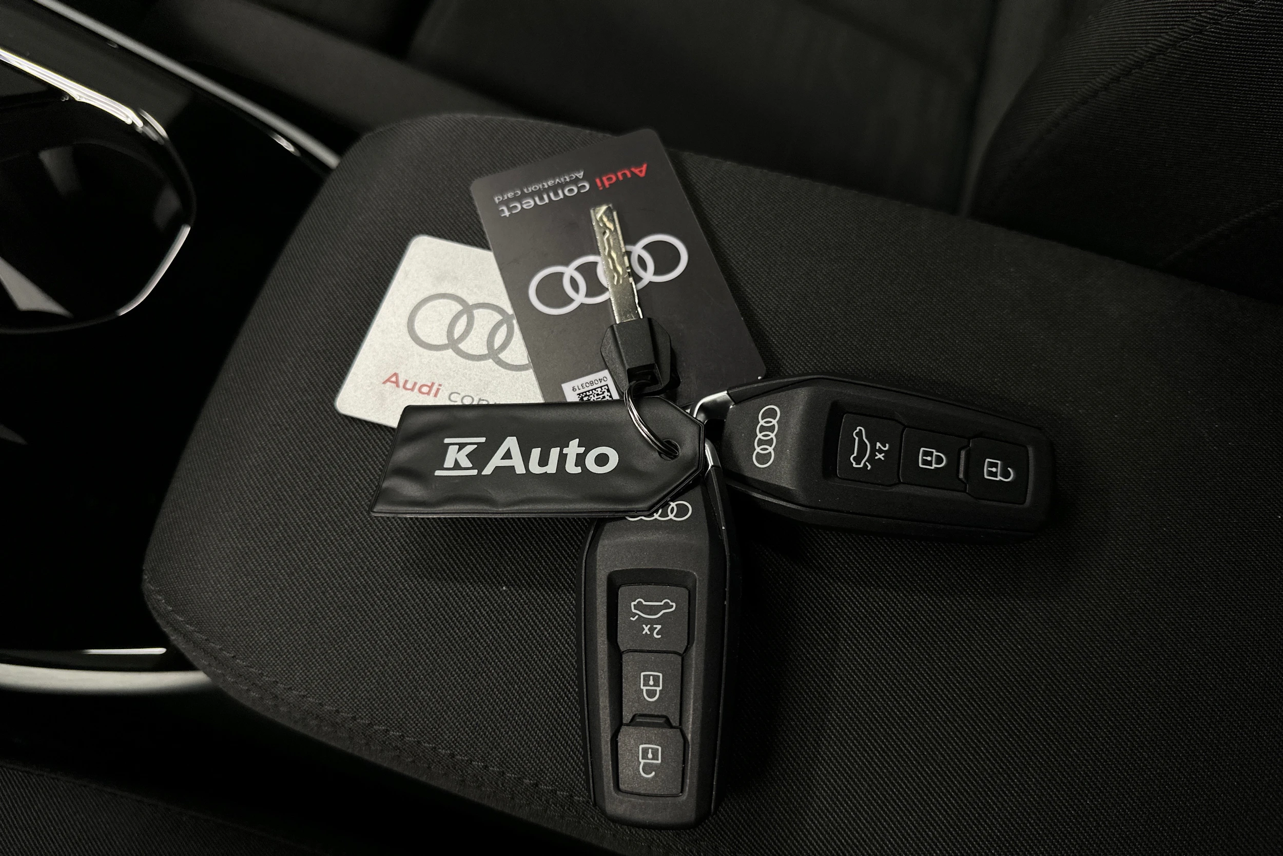 valkoinen Audi A6 2026 kuva 41.