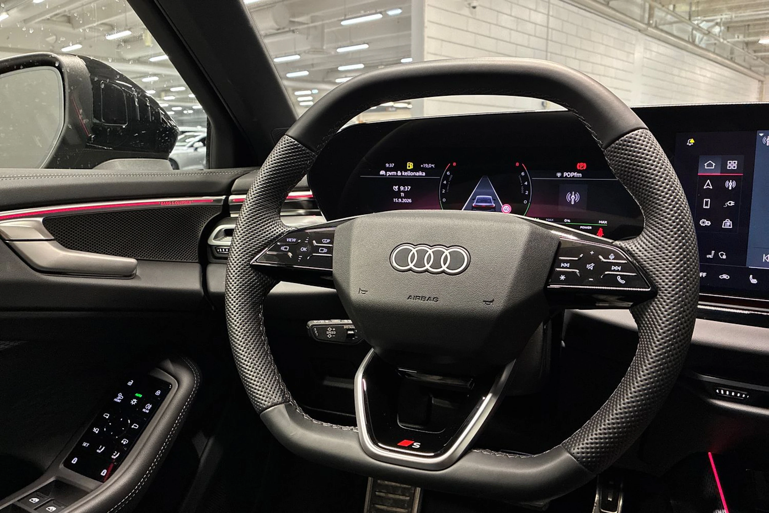 met. harmaa Audi A6 2026 kuva 12.