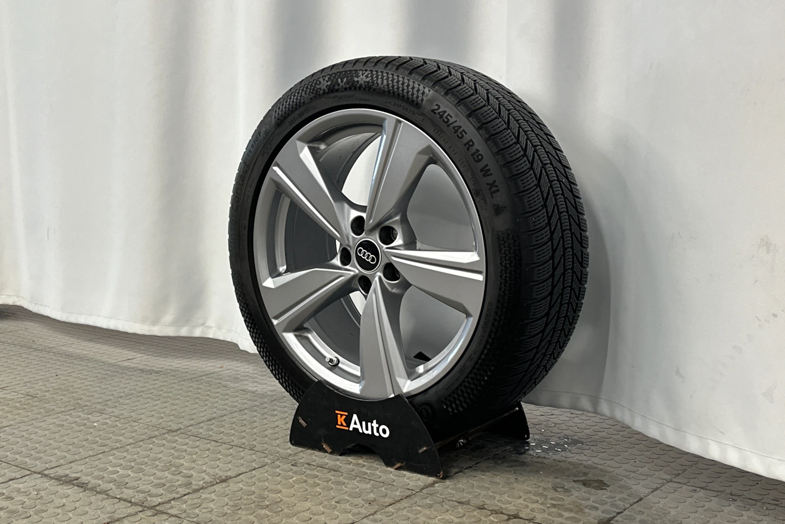 met. harmaa Audi A6 2026 kuva 10.