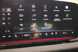 valkoinen Audi A6 2026 kuva 17.