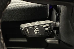 sininen Audi A6 2026 kuva 15.