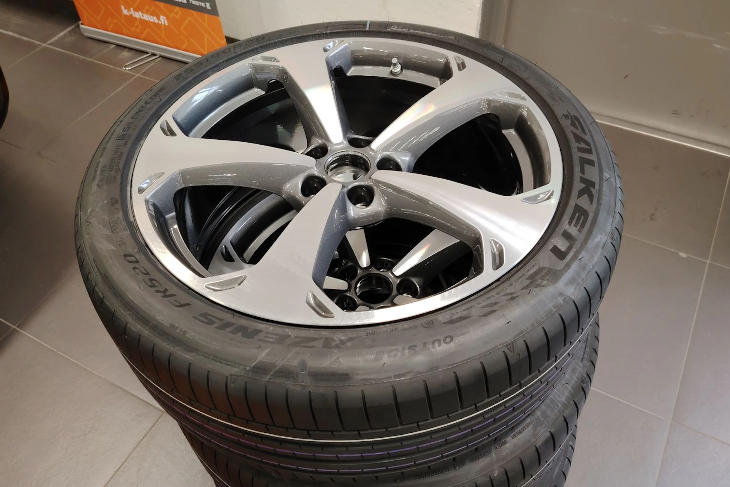 met. harmaa Audi A6 2026 kuva 10.
