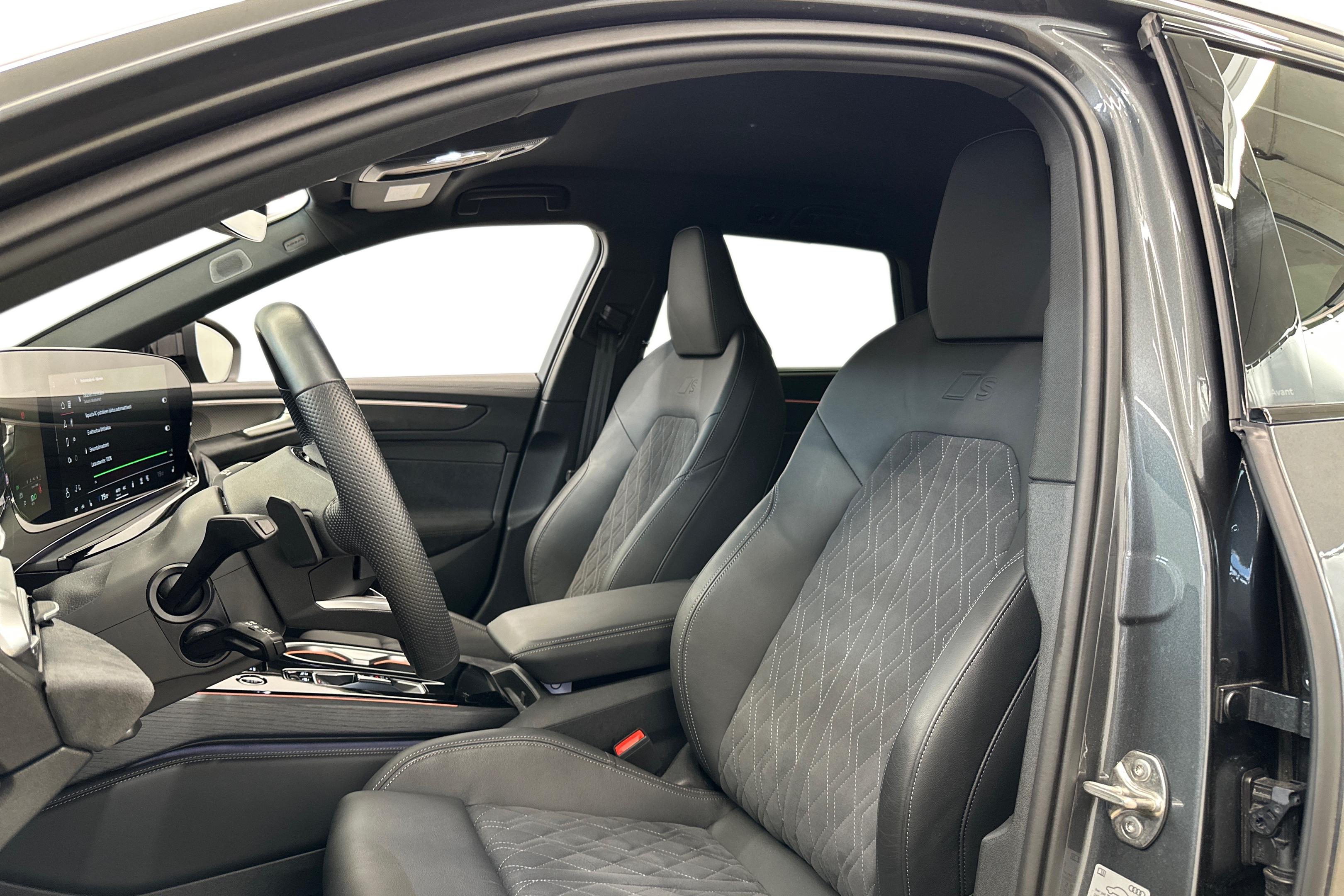 Audi A6 2026, photo 6/37