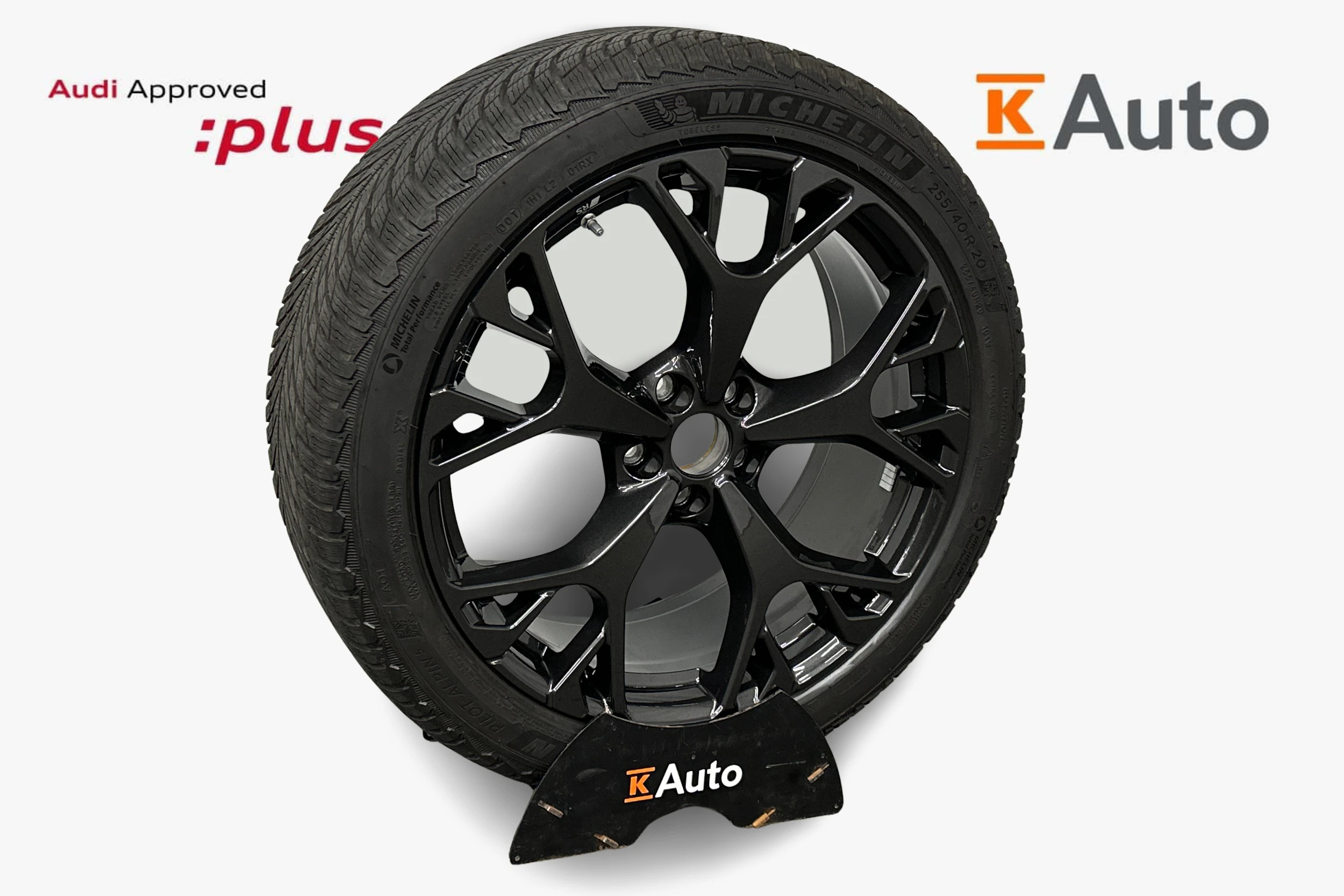 musta Audi A6 2026 kuva 9.
