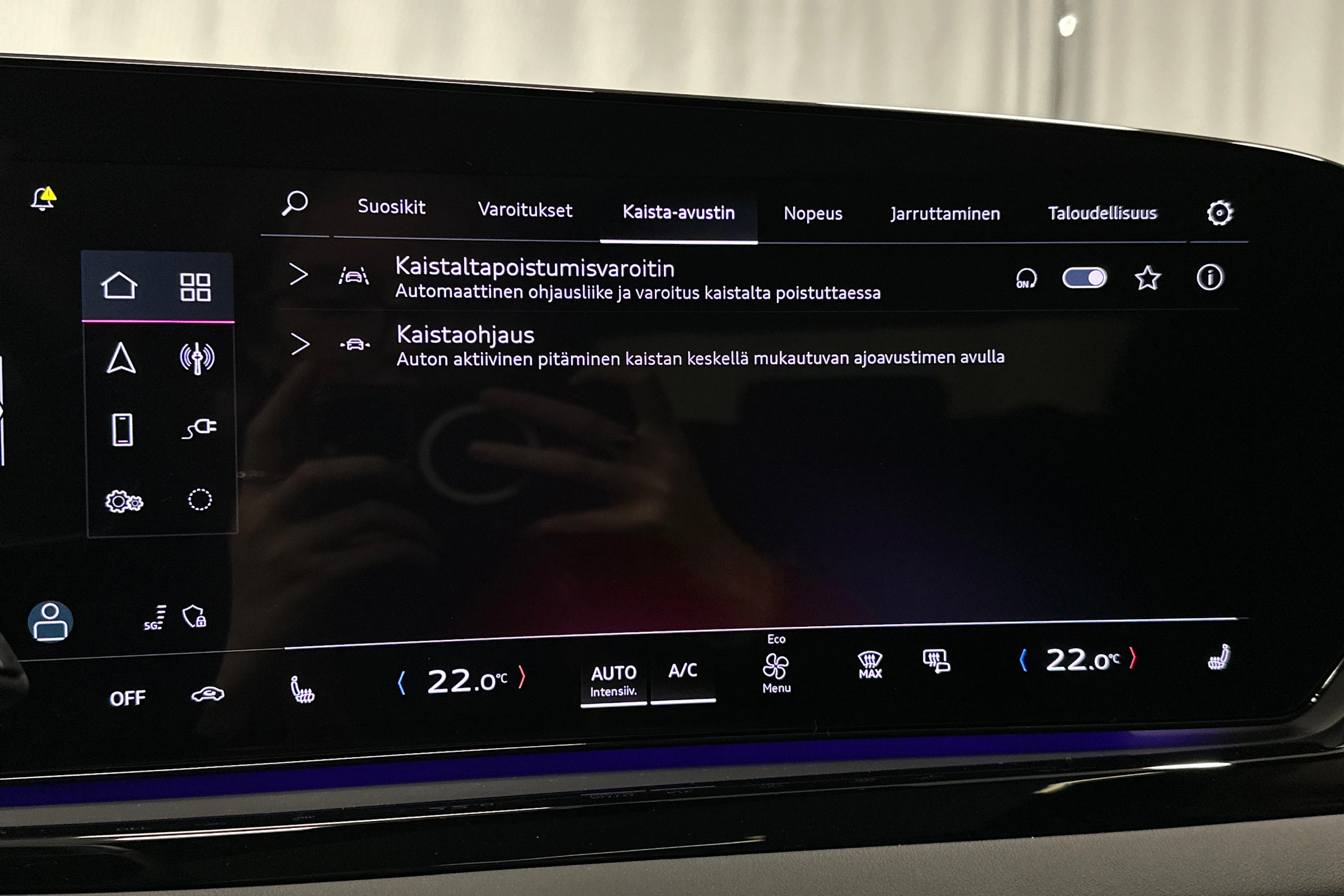 musta Audi A6 2026 kuva 25.