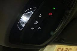 musta Audi A6 2026 kuva 42.