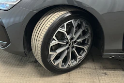 harmaa Audi A6 2026 kuva 10.