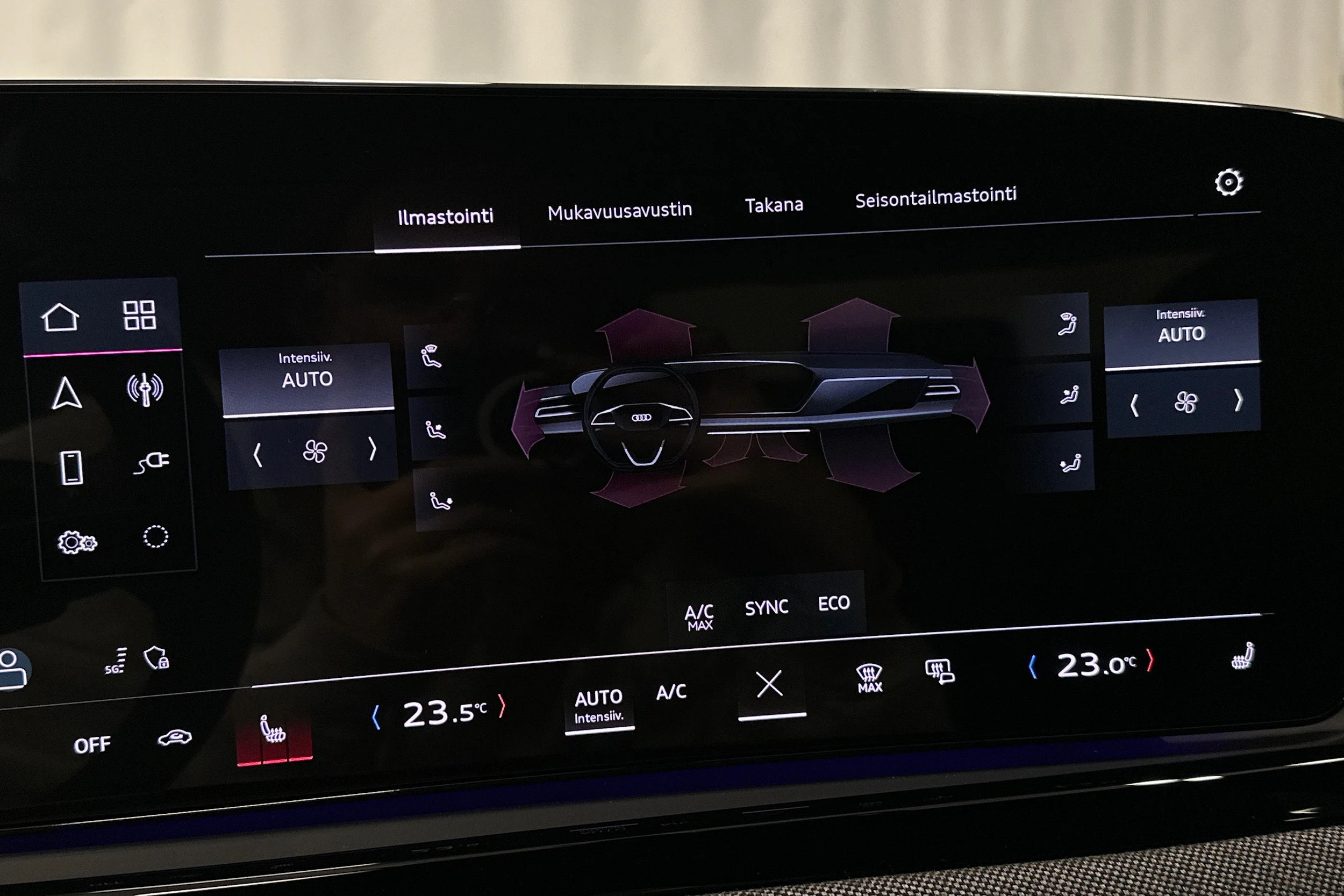 harmaa Audi A6 2026 kuva 30.