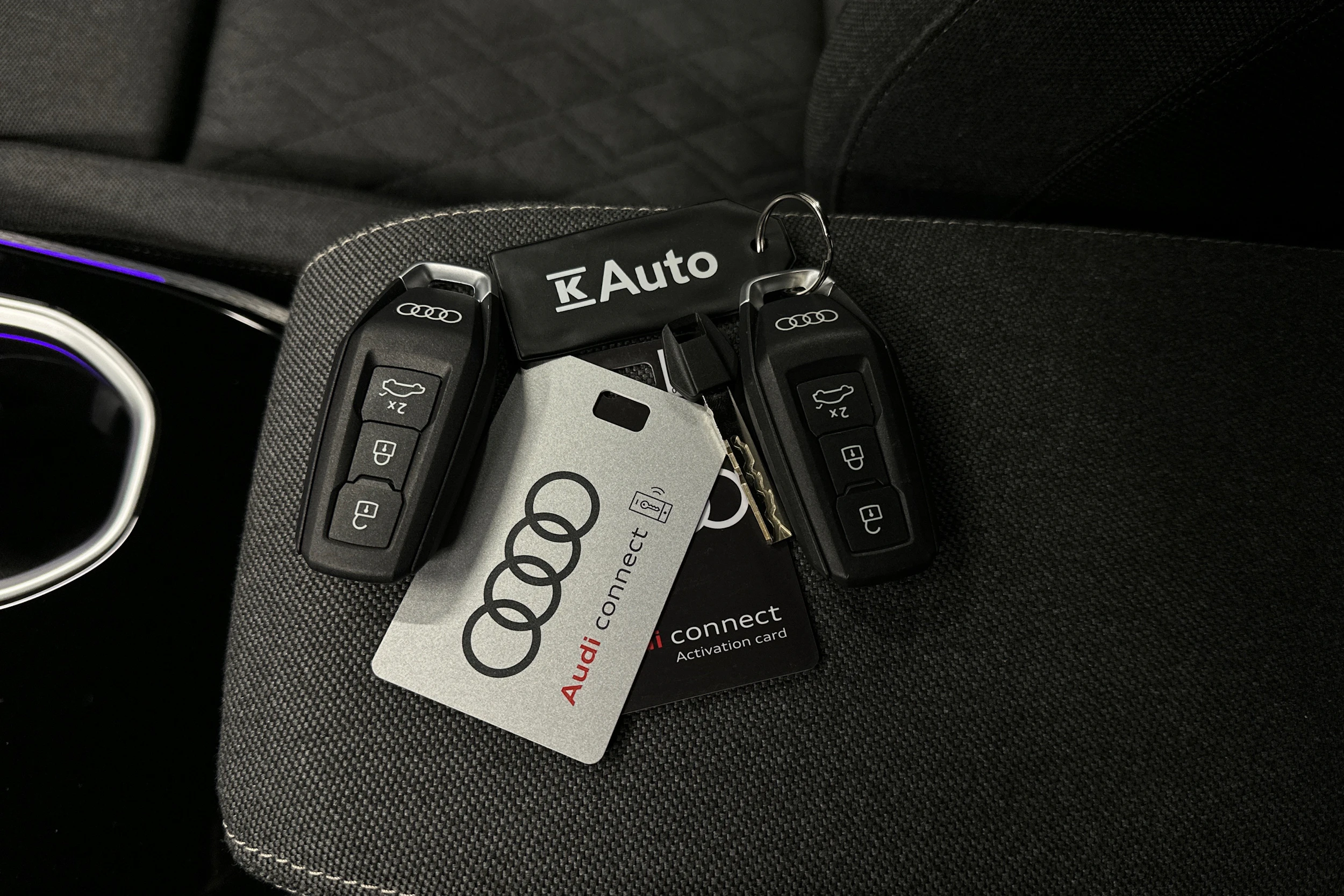 harmaa Audi A6 2026 kuva 41.