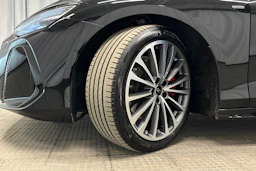 musta Audi A6 2026 kuva 10.