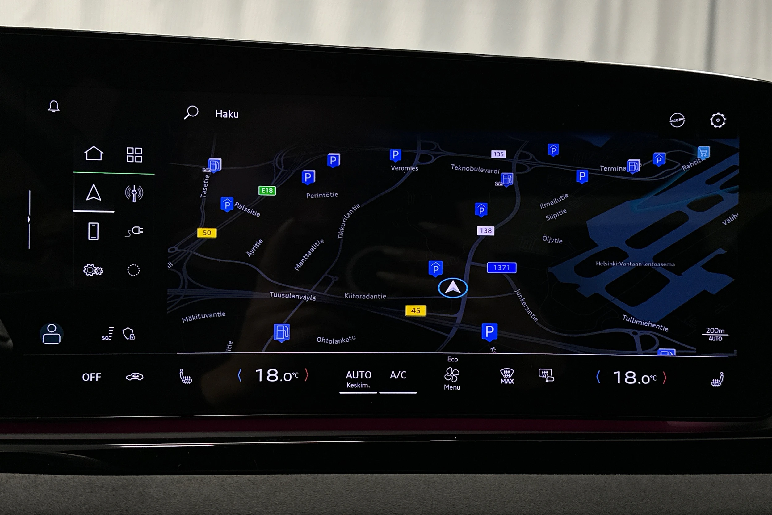 musta Audi A6 2026 kuva 18.