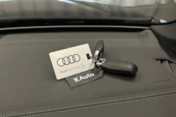 musta Audi A6 2026 kuva 29.