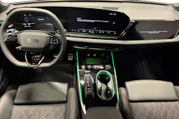 valkoinen Audi A6 2026 kuva 7.
