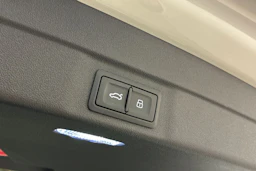 valkoinen Audi A6 2026 kuva 25.