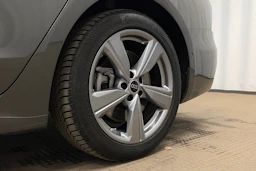 harmaa Audi A6 2026 kuva 10.