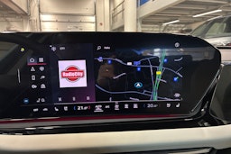 vihreä Audi A6 2026 kuva 12.