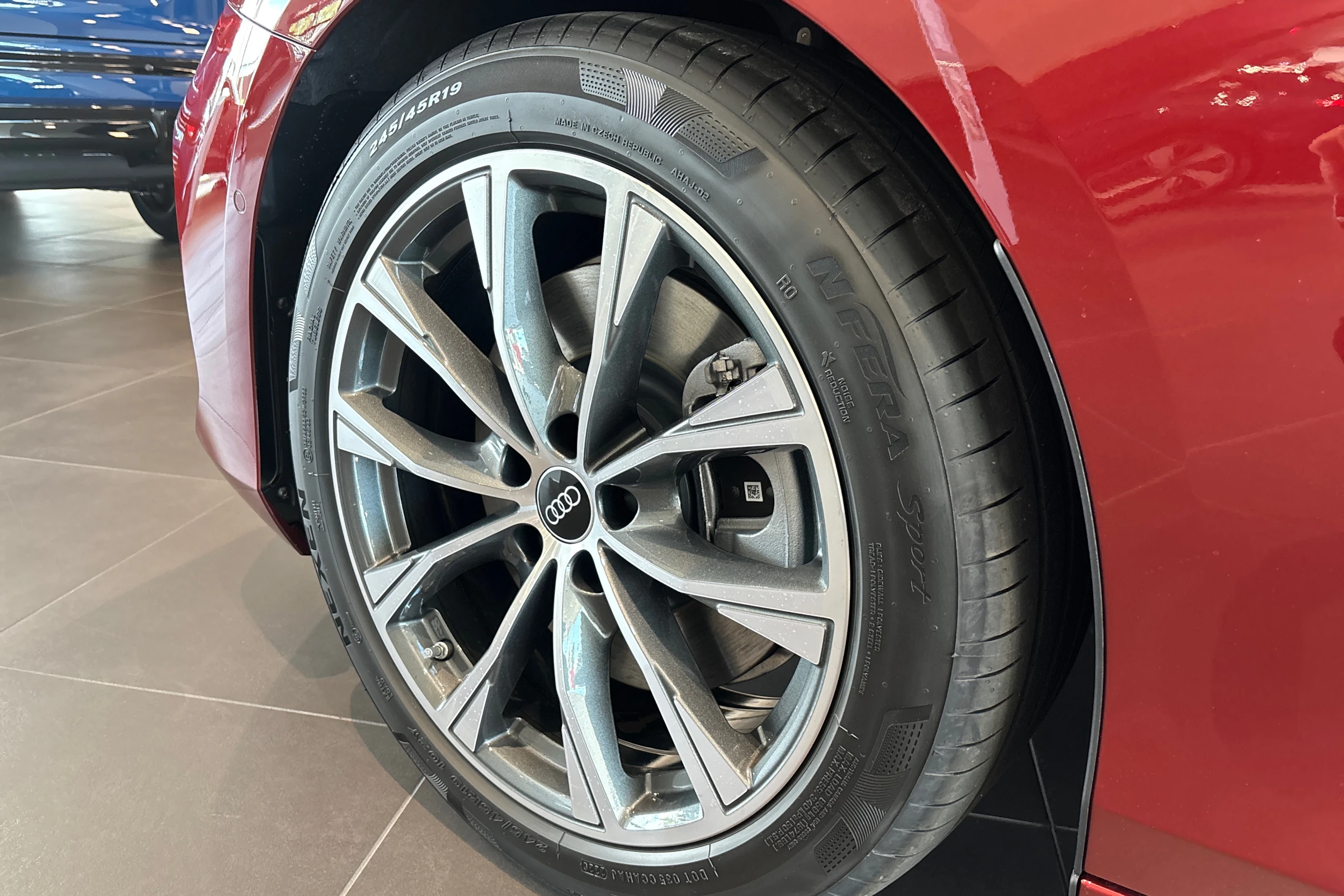 punainen Audi A6 2026 kuva 10.