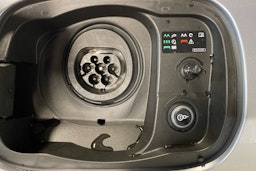 harmaa Audi A6 2026 kuva 15.