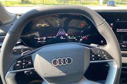 harmaa Audi A6 2026 kuva 15.
