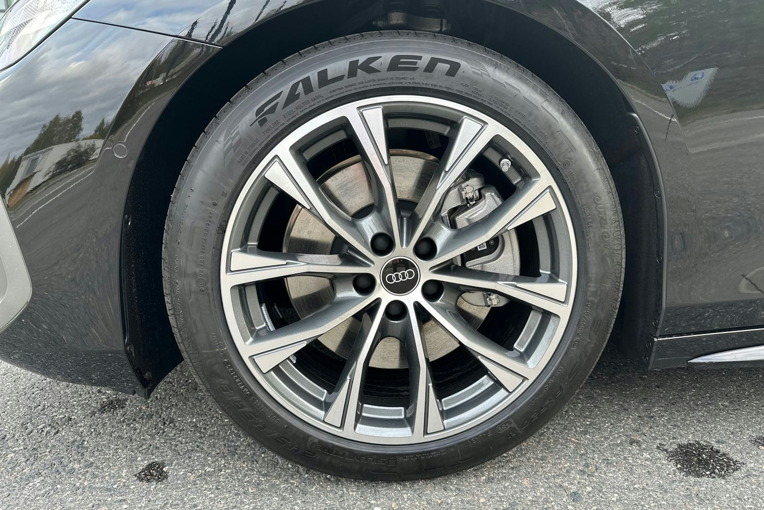 met. musta Audi A6 2026 kuva 9.