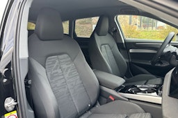 met. musta Audi A6 2026 kuva 16.