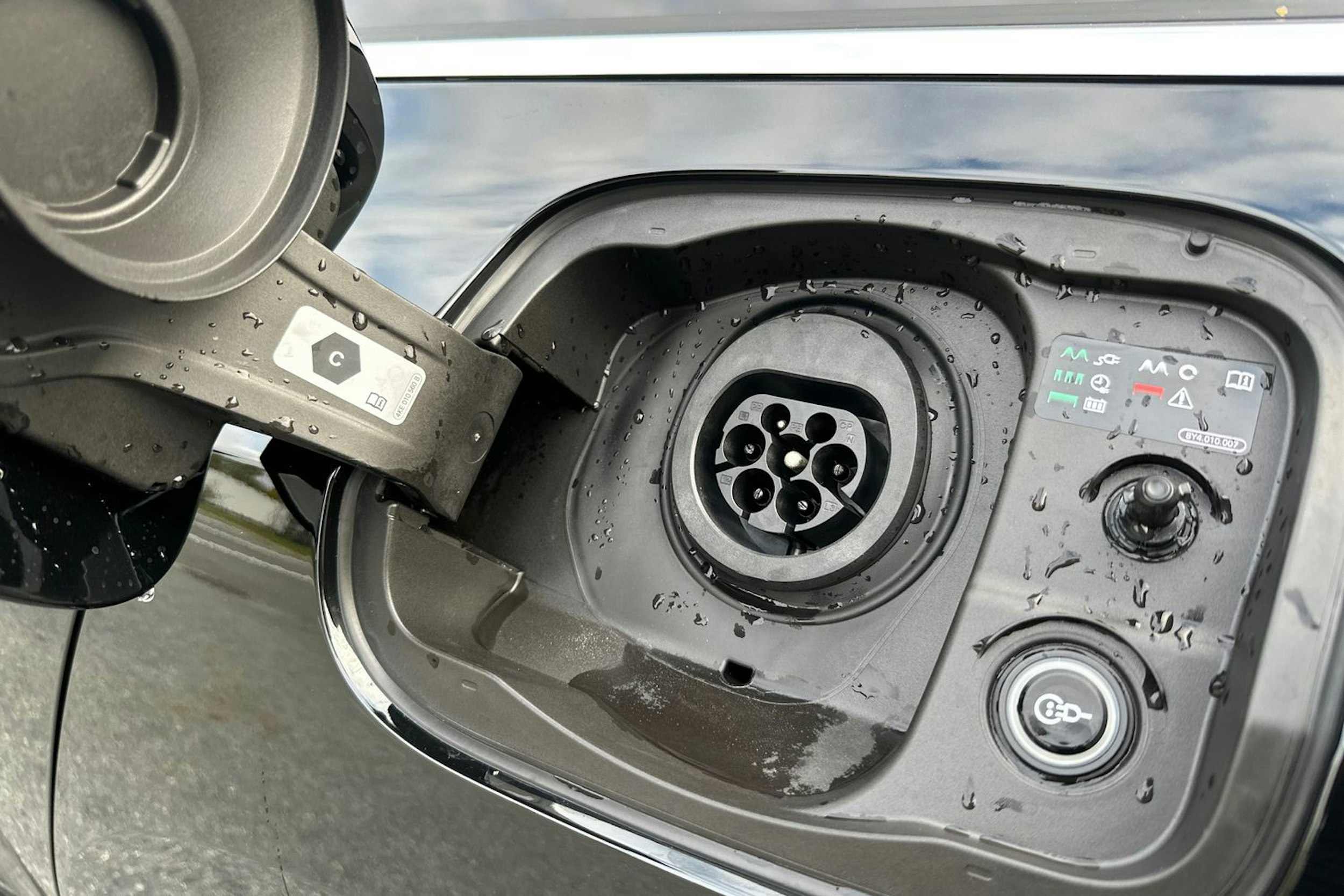 met. musta Audi A6 2026 kuva 24.