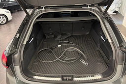 harmaa Audi A6 2026 kuva 11.