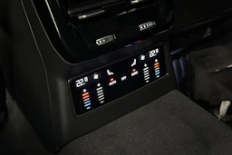 harmaa Audi A6 2026 kuva 13.