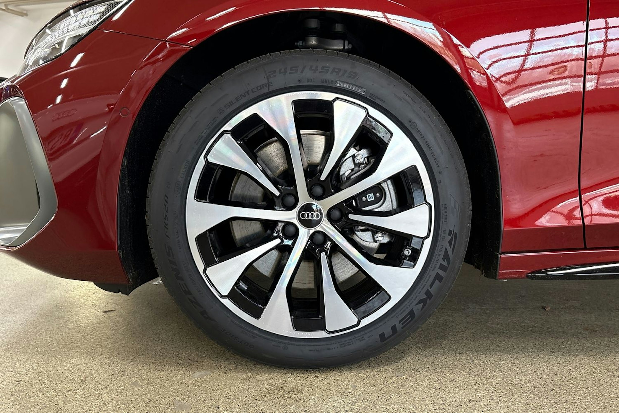 met. punainen Audi A6 2026 kuva 10.