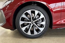 met. punainen Audi A6 2026 kuva 10.