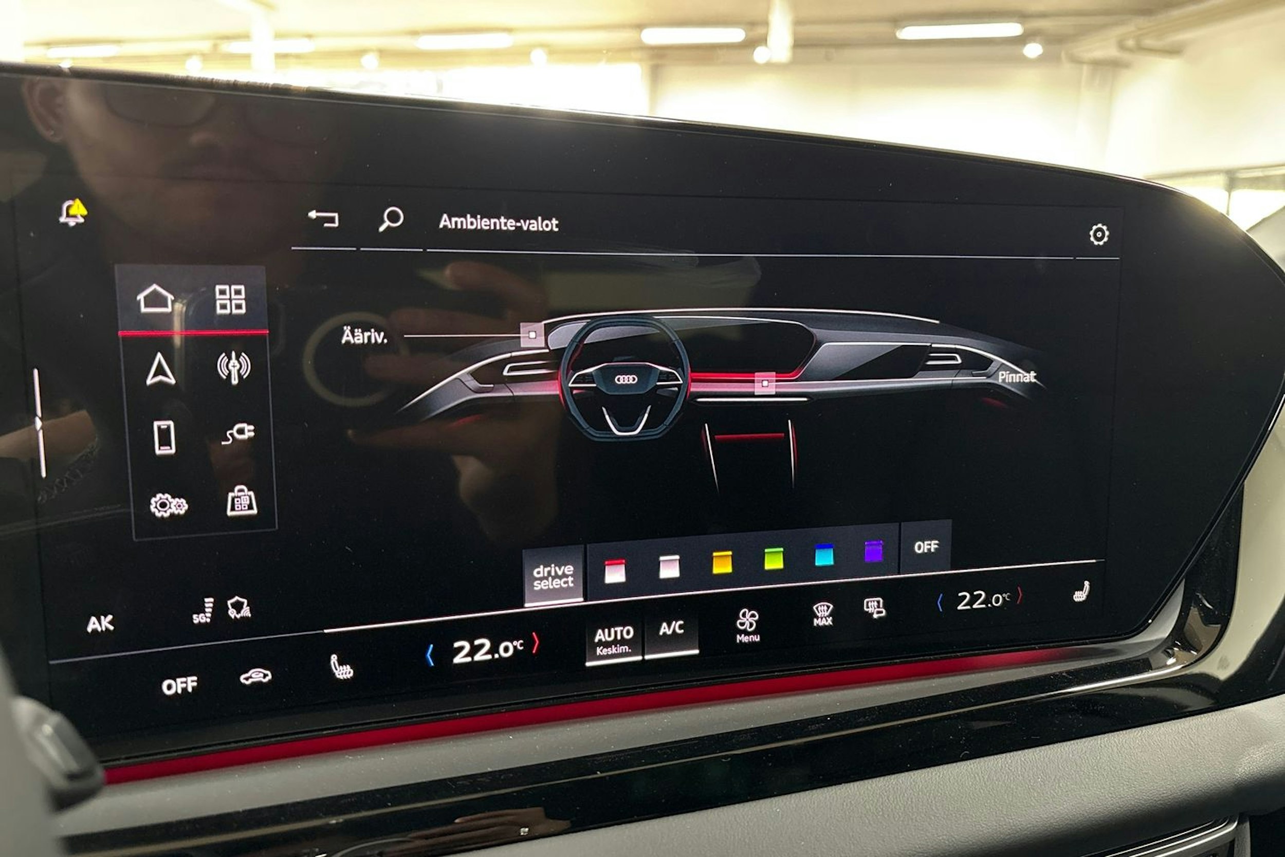 met. punainen Audi A6 2026 kuva 18.