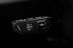 met. punainen Audi A6 2026 kuva 22.