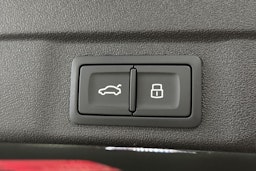 met. punainen Audi A6 2026 kuva 27.