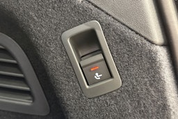 met. valkoinen Audi A6 2026 kuva 12.