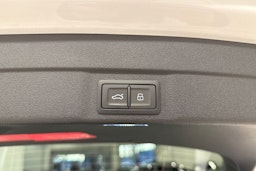 met. valkoinen Audi A6 2026 kuva 13.